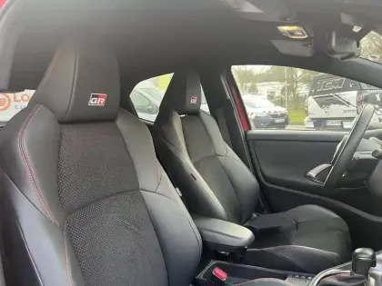 Photo 16 Toyota Yaris  Hybride 116h