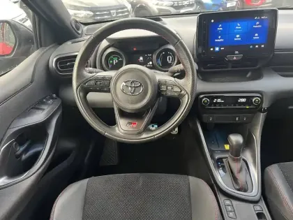 Photo 25 Toyota Yaris  Hybride 116h