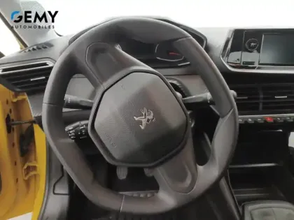 Photo 52 Peugeot 208  PureTech 75 S&S BVM5