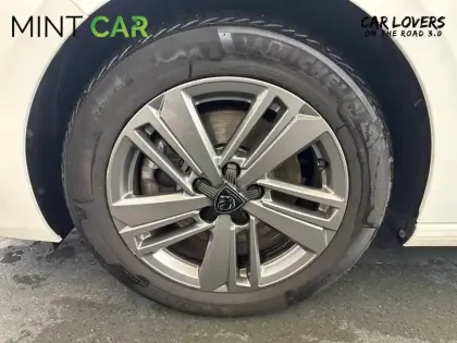 Photo 8 Peugeot 308  SW BlueHDi 130ch S&S BVM6