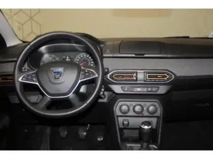 Photo 8 Dacia Sandero  SCe 65