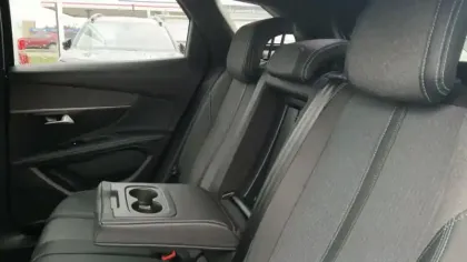 Photo 37 Peugeot 3008  BlueHDi 130ch S&S EAT8