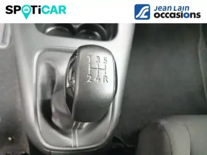 Photo 13 Citroën C3  PureTech 83 S&S BVM5