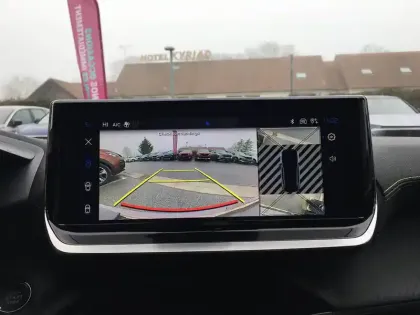 Photo 67 Peugeot 208  Hybrid 145 e-DCS6