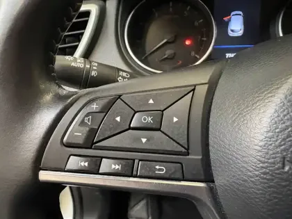 Photo 21 Nissan Qashqai  1.3 DIG-T 140