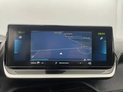Photo 19 Peugeot 208  Electrique 50 kWh 136ch