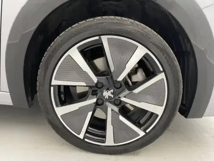 Photo 17 Peugeot 208  Electrique 50 kWh 136ch