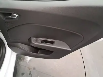 Photo 21 Renault Clio  TCe 90 ch GSR2