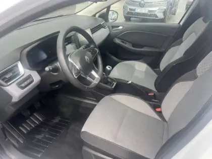 Photo 28 Renault Clio  SOCIETE BLUE DCI 100