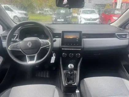 Photo 18 Renault Clio  SOCIETE BLUE DCI 100