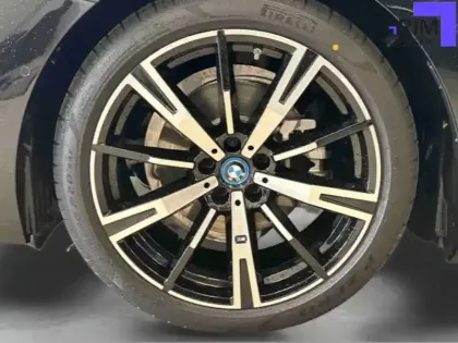 Photo 128 BMW Serie 5 530e xDrive PHEV 299 ch BVA8