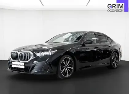 Photo 115 BMW Serie 5 530e xDrive PHEV 299 ch BVA8