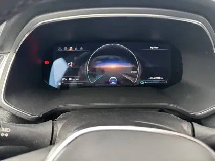 Photo 24 Renault Captur  E-Tech full hybrid 145