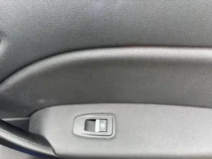 Photo 54 Renault Captur  E-Tech full hybrid 145