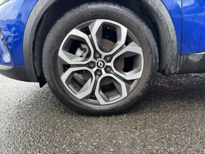 Photo 13 Renault Captur  E-Tech full hybrid 145