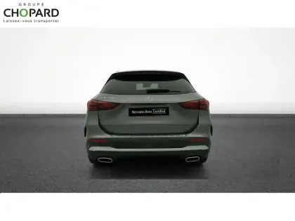Photo 72 Mercedes GLA  200 7G-DCT