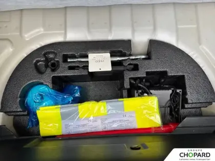 Photo 99 Peugeot 208  Electrique 50 kWh 136ch