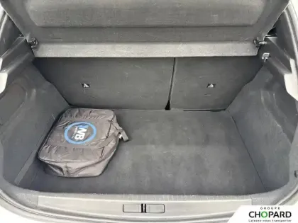 Photo 7 Peugeot 208  Electrique 50 kWh 136ch