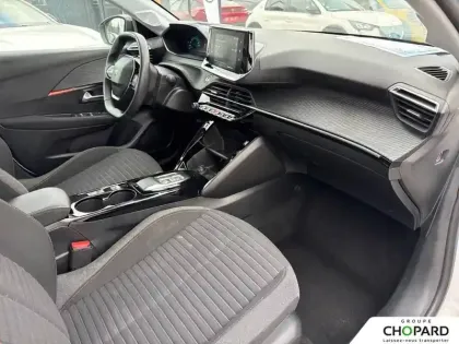 Photo 110 Peugeot 208  Electrique 50 kWh 136ch