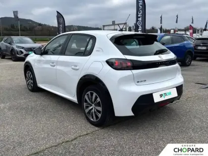 Photo 105 Peugeot 208  Electrique 50 kWh 136ch