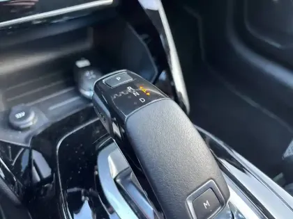 Photo 13 Peugeot 208  PureTech 130 S&S EAT8