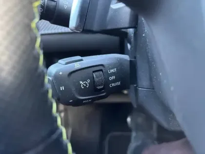 Photo 14 Peugeot 208  PureTech 130 S&S EAT8