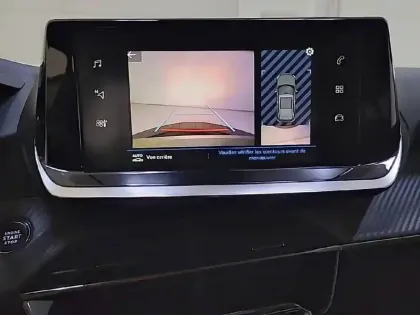 Photo 19 Peugeot 2008  PureTech 130 S&S EAT8