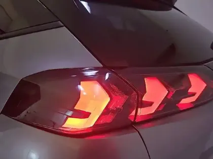 Photo 16 Peugeot 2008  PureTech 130 S&S EAT8