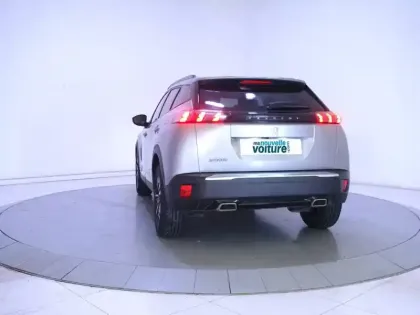 Photo 6 Peugeot 2008  PureTech 130 S&S EAT8