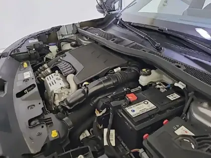 Photo 14 Peugeot 2008  PureTech 130 S&S EAT8