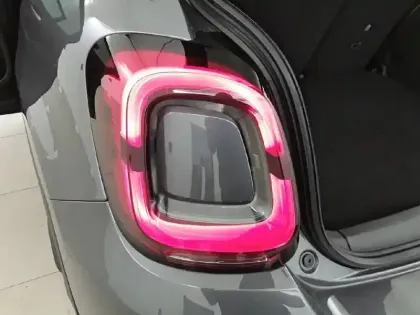 Photo 82 Fiat 500 X 1.5 FireFly 130 ch S/S DCT7 Hybrid
