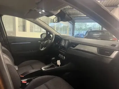 Photo 10 Renault Captur  TCe 140 EDC - 21