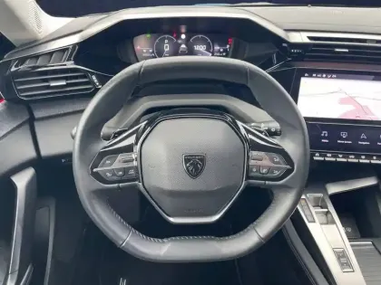 Photo 15 Peugeot 308  PureTech 130ch S&S EAT8