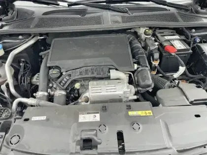 Photo 9 Peugeot 308  PureTech 130ch S&S EAT8