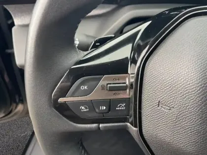 Photo 24 Peugeot 308  PureTech 130ch S&S EAT8