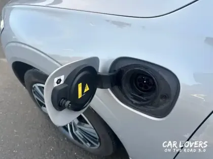 Photo 25 Volvo Xc60  T8 Recharge AWD 310 ch + 145 ch Geartronic 8