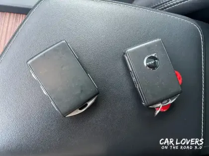 Photo 29 Volvo Xc60  T8 Recharge AWD 310 ch + 145 ch Geartronic 8