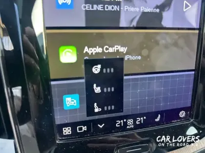 Photo 31 Volvo Xc60  T8 Recharge AWD 310 ch + 145 ch Geartronic 8