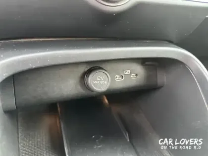 Photo 20 Volvo Xc40  B3 163 ch DCT7