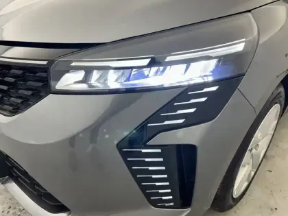 Photo 20 Renault Clio  Blue dCi 100 ch GSR2