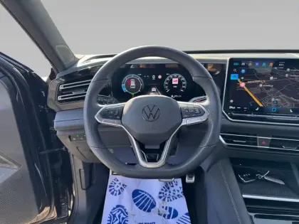 Photo 10 Volkswagen Tiguan  2.0 TDI 150ch DSG7