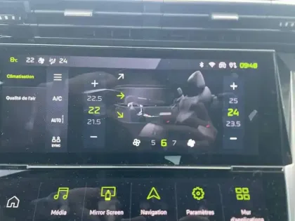 Photo 19 Peugeot 308  PureTech 130ch S&S EAT8