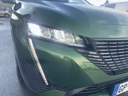 Photo 15 Peugeot 308  PureTech 130ch S&S EAT8