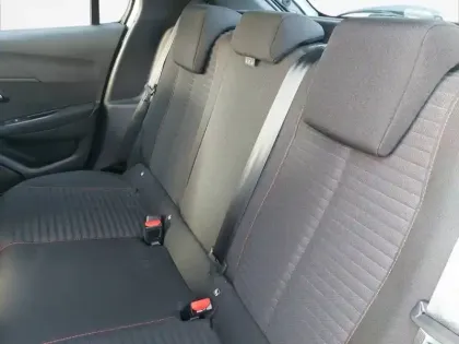 Photo 11 Peugeot 208  Electrique 50 kWh 136ch