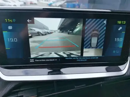 Photo 17 Peugeot 208  Electrique 50 kWh 136ch