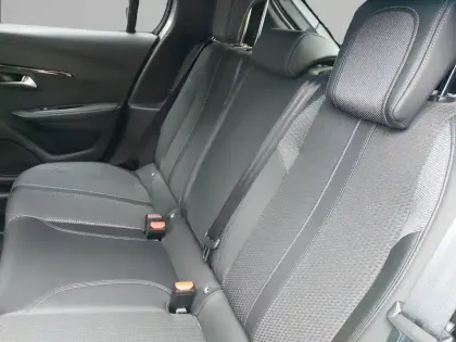 Photo 11 Peugeot 208  Electrique 50 kWh 136ch