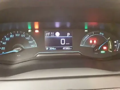 Photo 9 Peugeot 208  Electrique 50 kWh 136ch