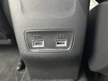 Photo 18 Peugeot 2008  BlueHDi 130 S&S EAT8