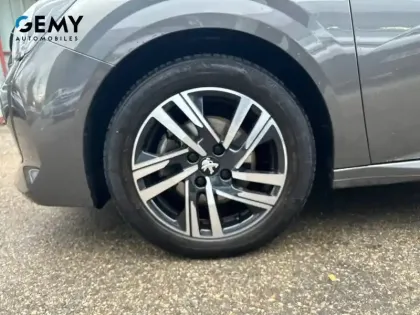 Photo 10 Peugeot 208  PureTech 100 S&S BVM6