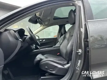 Photo 9 Volvo Xc60  D4 190 ch AdBlue Geatronic 8